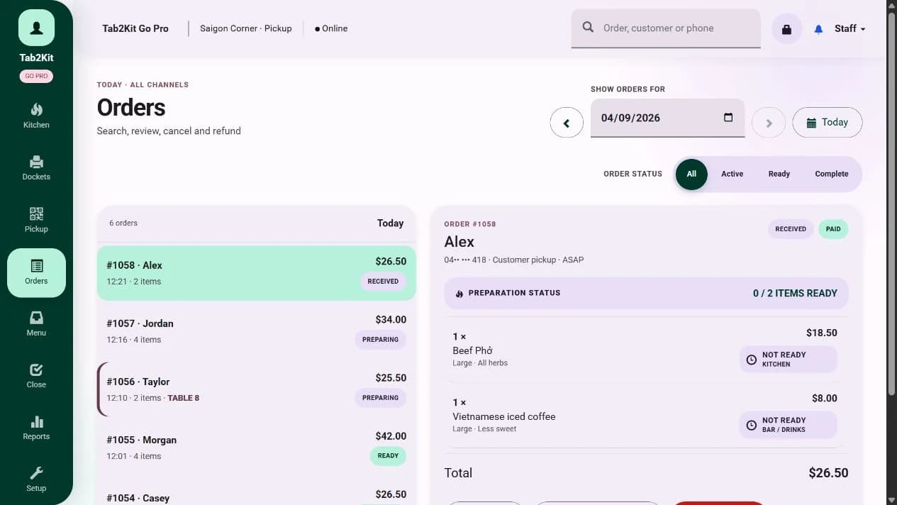 Tab2Kit Go Pro order management showing live orders, customer pickup and preparation status